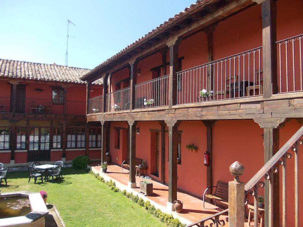 Hotel Los Rastrojos 2*